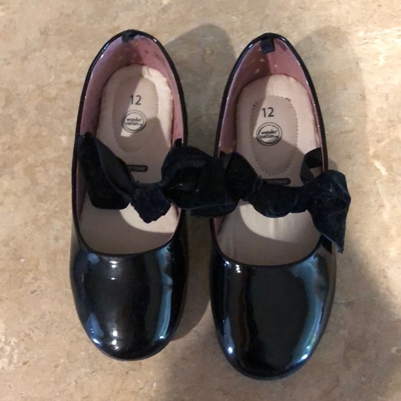 Dress Shoes - Picture 1 of 4